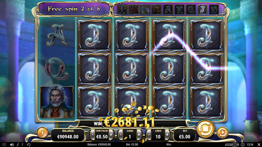 Pin Up платформасындағы Rise of Merlin слотының 5x3 ойын алаңы бар интерфейсі